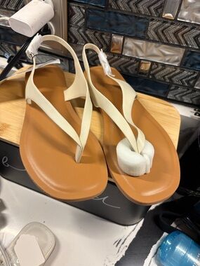 Women’s Cream Slingback Thong Sandals with Tan Footbed